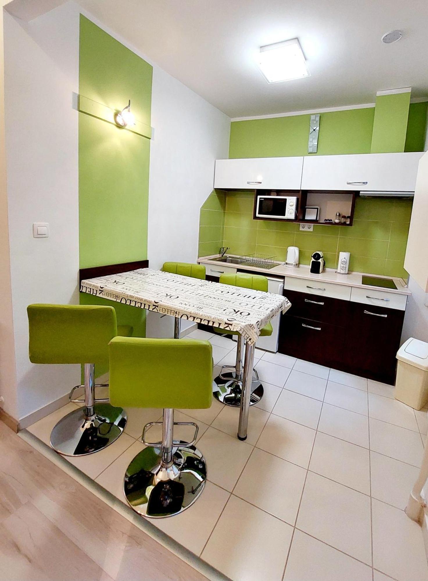 Eoetvoes Apartman Budapest Bagian luar foto